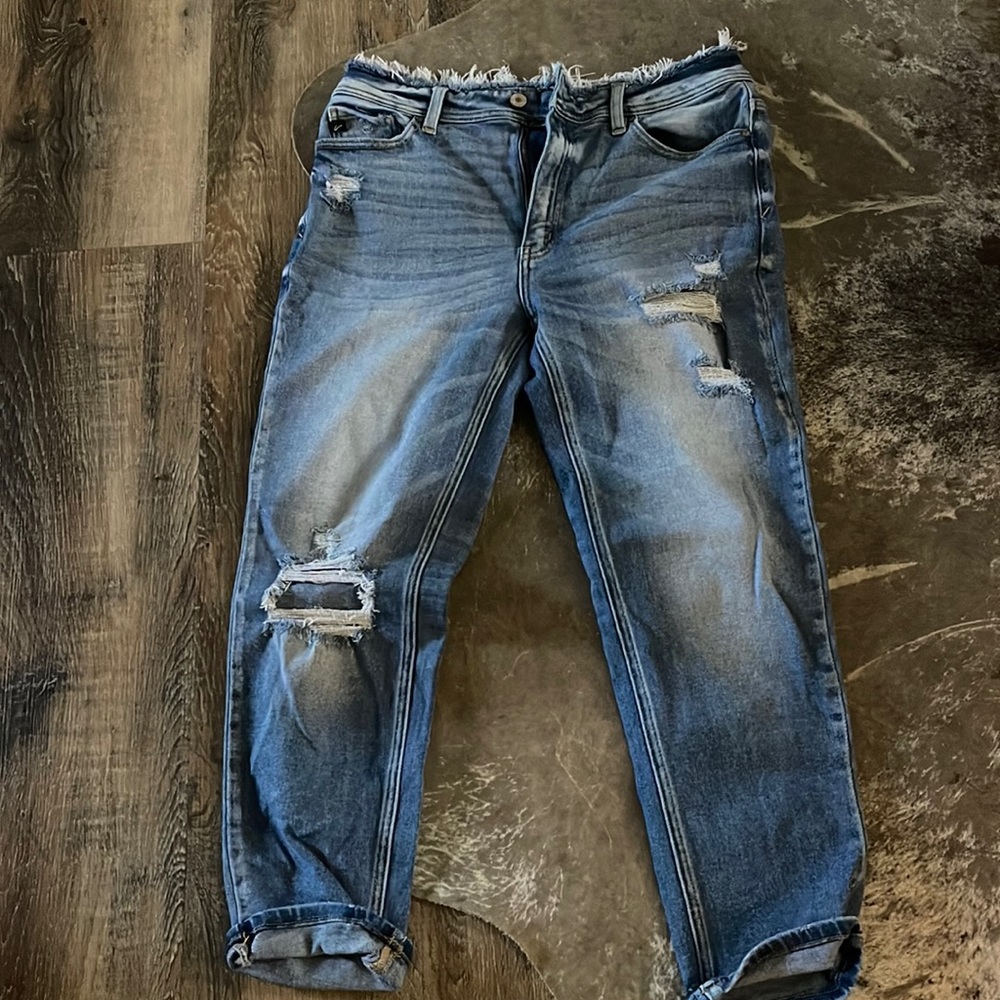Kancan distressed jean